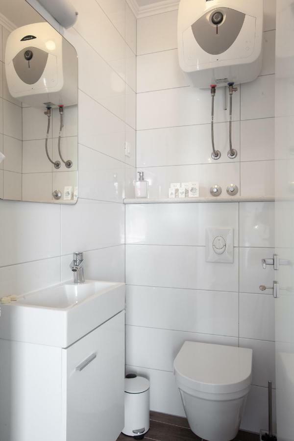 Kvasina Apartments Zadvarje Ngoại thất bức ảnh