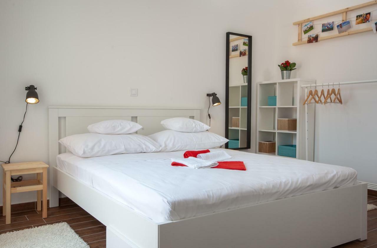 Kvasina Apartments Zadvarje Ngoại thất bức ảnh
